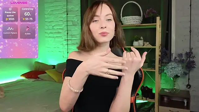 Crayzy Luv online show from January 15, 8:48 pm