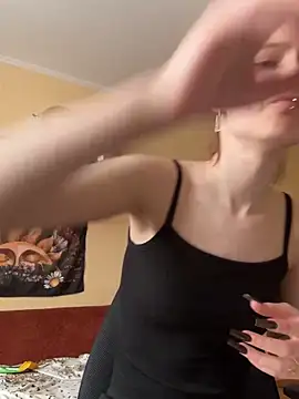 Crayzy Luv online show from February 14, 10:07 am