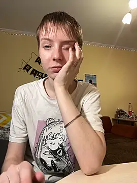 Crayzy Luv online show from February 27, 6:31 pm