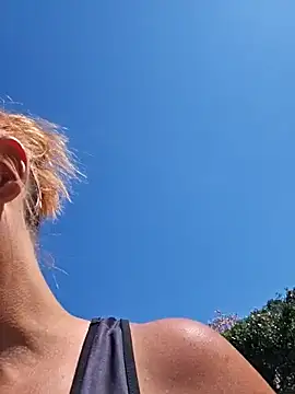 Snapshot of Dixiefaye_Pika chatting on March 12, 5:49 pm Dixiefaye Pika online show from March 12, 5:49 pm