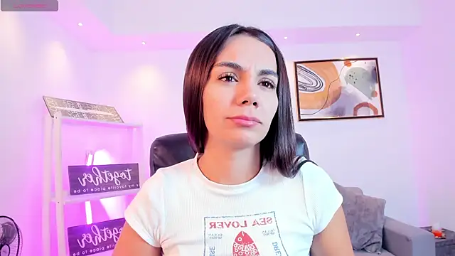 Snapshot of martina_mancini chatting on May 9, 2:22 pm martina mancini online show from May 9, 2:22 pm