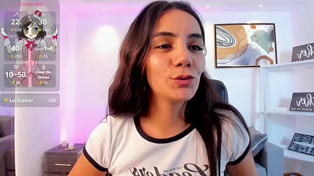 Snapshot of martina_mancini chatting on July 28, 3:21 pm martina mancini online show from July 28, 3:21 pm