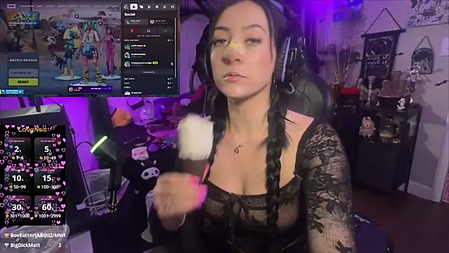 Snapshot of marleymaxwell chatting on May 23, 5:56 am marleymaxwell online show from May 23, 5:56 am