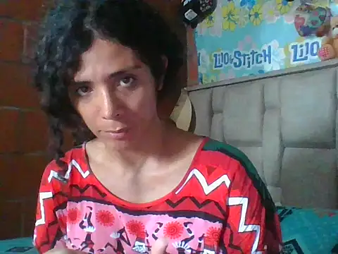 Snapshot of Nadia_Monroe chatting on May 5, 10:07 pm Nadia Monroe online show from May 5, 10:07 pm