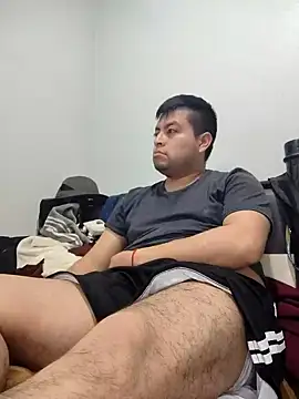 Snapshot of Potro23hotzen chatting on December 20, 7:50 pm Potro23hotzen online show from December 20, 7:50 pm