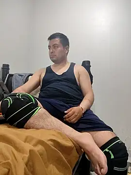 Snapshot of Potro23hotzen chatting on September 8, 11:48 pm Potro23hotzen online show from September 8, 11:48 pm