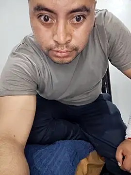 Snapshot of Potro23hotzen chatting on September 14, 10:31 pm Potro23hotzen online show from September 14, 10:31 pm