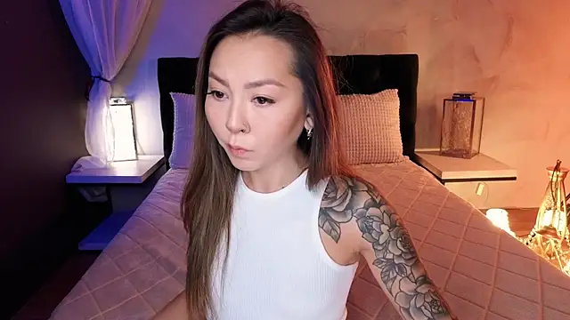 Snapshot of im_casey chatting on November 12, 7:20 am im casey online show from November 12, 7:20 am