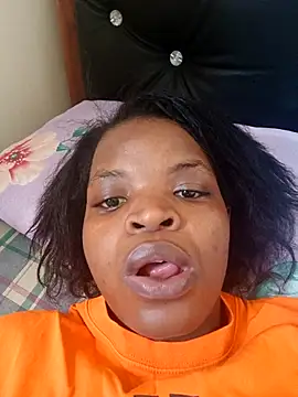 hotgal1112 online show from February 8, 12:30 pm