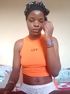 hotgal1112 online show from February 18, 3:57 am