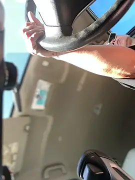 Snapshot of SexyB214 chatting on February 25, 9:13 pm SexyB214 online show from February 25, 9:13 pm