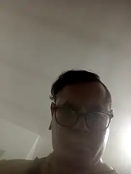 AlanDickson online show from April 17, 8:06 am