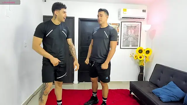 badguyss bisex online show from March 28, 11:32 am