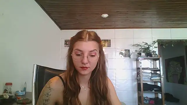 SweetyBabyDemon online show from April 18, 1:26 pm