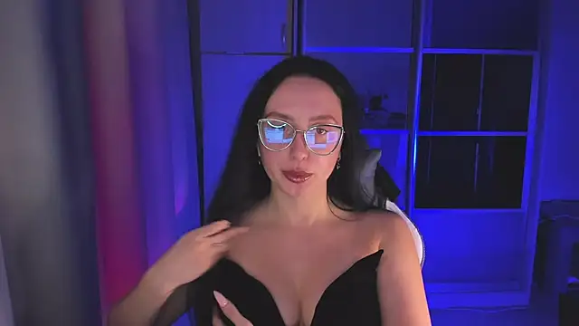 Christy Calypso online show from October 22, 3:45 pm