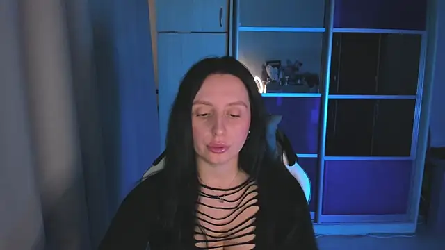 Christy Calypso online show from March 13, 5:14 am