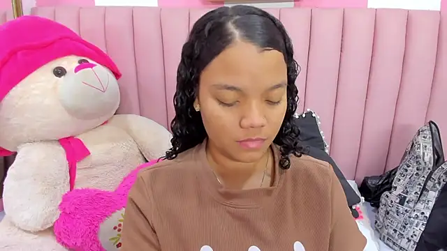 ISABELLA 020 online show from February 14, 12:46 pm