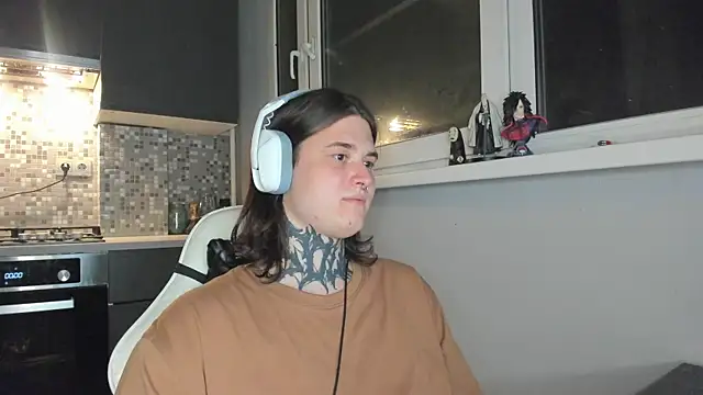  torfin  online show from February 16, 10:21 pm