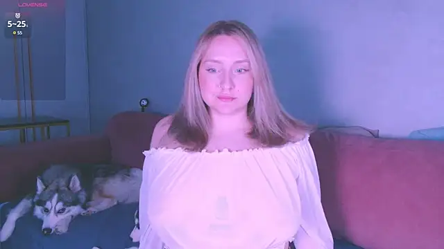 Snapshot of Oh_mylissa chatting on December 17, 3:07 pm Oh mylissa online show from December 17, 3:07 pm