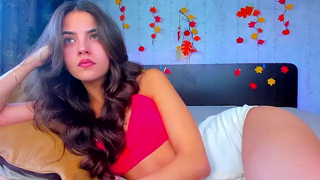 Milana Crystal  online show from October 29, 8:05 am