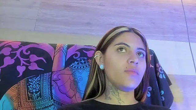 Cori Paige online show from April 12, 4:06 am