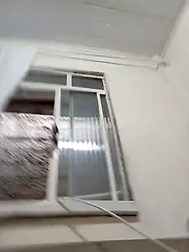 Adee21e online show from April 26, 8:28 pm