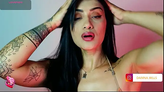 Dannawells online show from February 21, 1:17 am