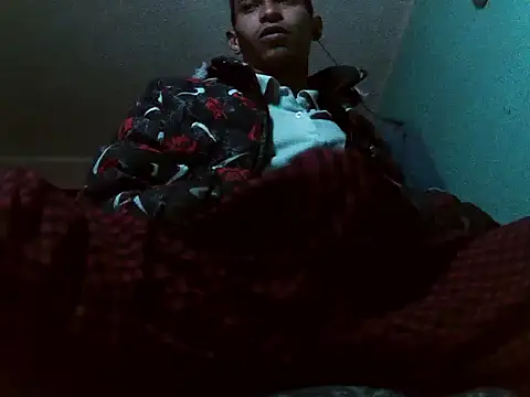 Snapshot of andrescaraballo chatting on October 22, 4:24 am andrescaraballo online show from October 22, 4:24 am