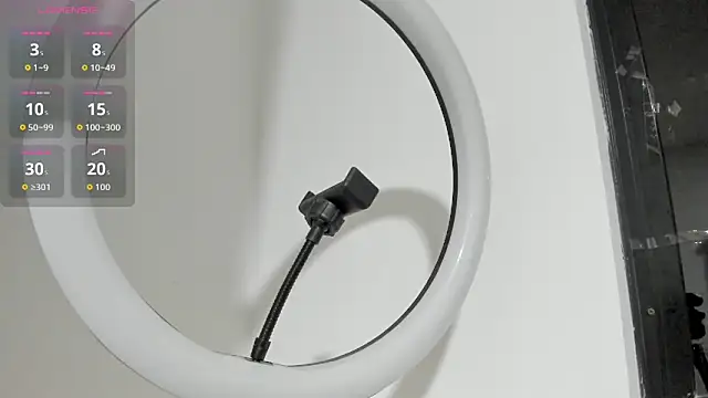 Kylie2211 online show from March 12, 1:12 am