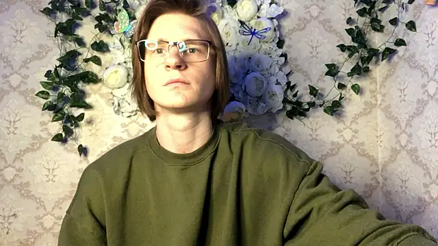 ArchiZuki69 online show from March 18, 6:33 pm