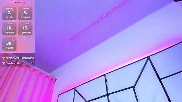 Snapshot of SarayRoyse chatting on January 14, 10:23 pm SarayRoyse online show from January 14, 10:23 pm