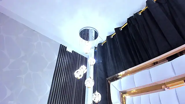 SarayRoyse online show from March 30, 7:48 pm