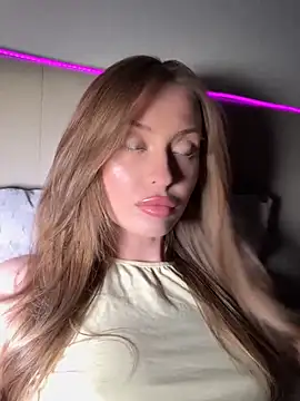 Sweet  Milly online show from April 21, 5:50 pm