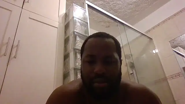 Snapshot of Bighood_T chatting on May 30, 5:37 am Bighood T online show from May 30, 5:37 am