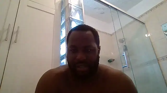 Snapshot of Bighood_T chatting on June 16, 6:54 pm Bighood T online show from June 16, 6:54 pm