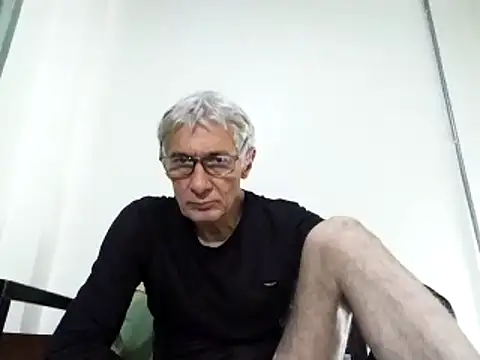 BIGUNCUTHARDCOCK online show from March 10, 7:21 am