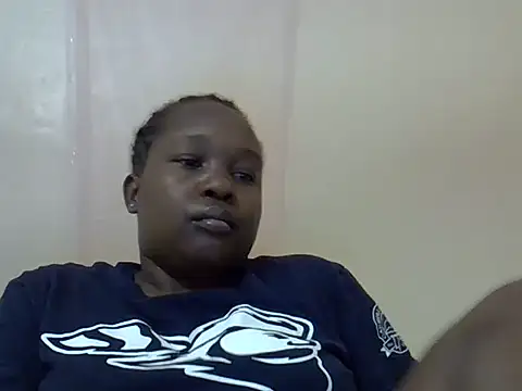 Snapshot of Giannah01 chatting on July 17, 12:39 am Giannah01 online show from July 17, 12:39 am