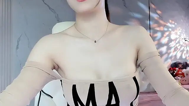 Snapshot of Luli-bae chatting on December 31, 3:34 am Luli-bae online show from December 31, 3:34 am