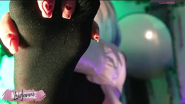 Snapshot of loIijanne chatting on September 24, 3:32 am loIijanne online show from September 24, 3:32 am