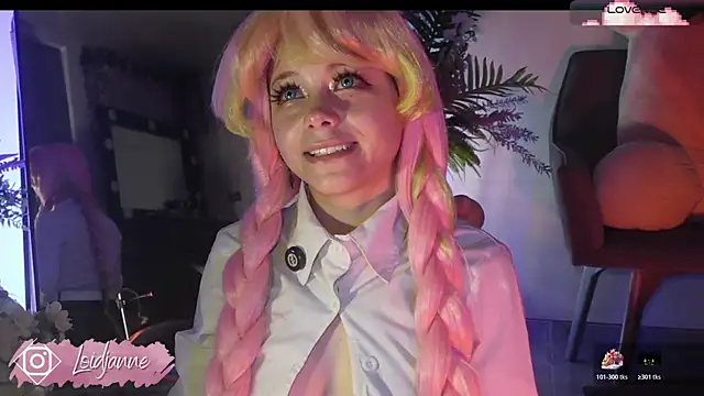 Snapshot of loIijanne chatting on May 21, 12:39 am loIijanne online show from May 21, 12:39 am