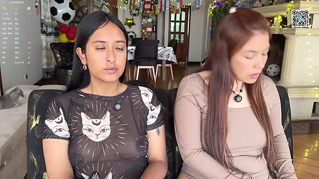 Snapshot of 2SummerLove1 chatting on July 16, 3:07 pm 2SummerLove1 online show from July 16, 3:07 pm