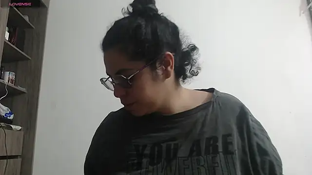 Anne purple online show from November 14, 3:00 pm