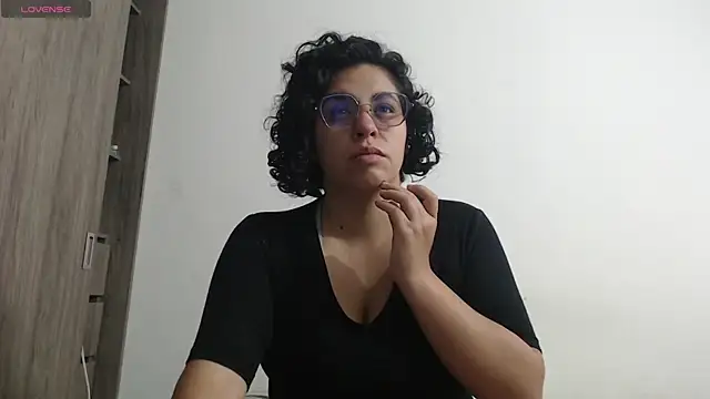 Anne purple online show from December 5, 4:47 pm