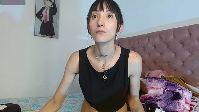 Snapshot of Sakura_and_yuki chatting on February 11, 5:18 pm Sakura and yuki online show from February 11, 5:18 pm