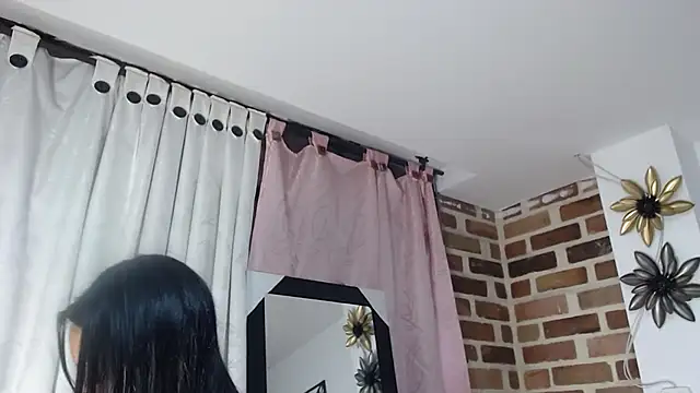 Snapshot of Dulce_Mariie chatting on June 9, 9:26 pm Dulce Mariie online show from June 9, 9:26 pm