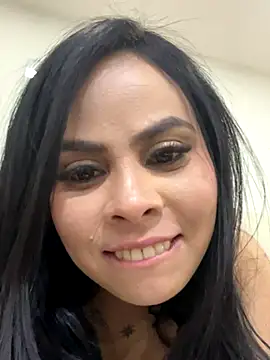 Snapshot of Julieta_Coopeer_ chatting on September 19, 10:43 pm Julieta Coopeer online show from September 19, 10:43 pm