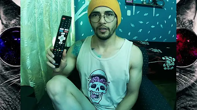 Snapshot of ponzothc chatting on September 18, 7:05 pm ponzothc online show from September 18, 7:05 pm