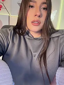 Snapshot of Linaa_morris chatting on June 24, 9:52 am Linaa morris online show from June 24, 9:52 am