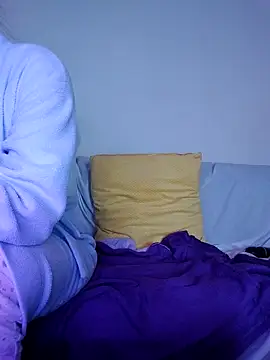 blondyruby online show from February 8, 11:35 am