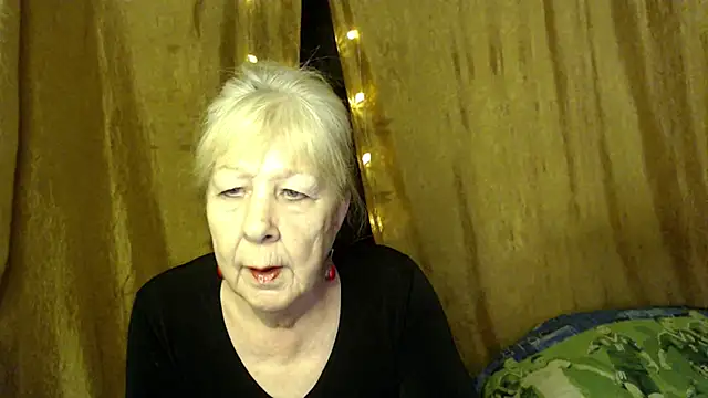  Estelitta 5 online show from January 18, 9:02 am